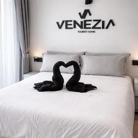 Venezia Tourist Oviedo